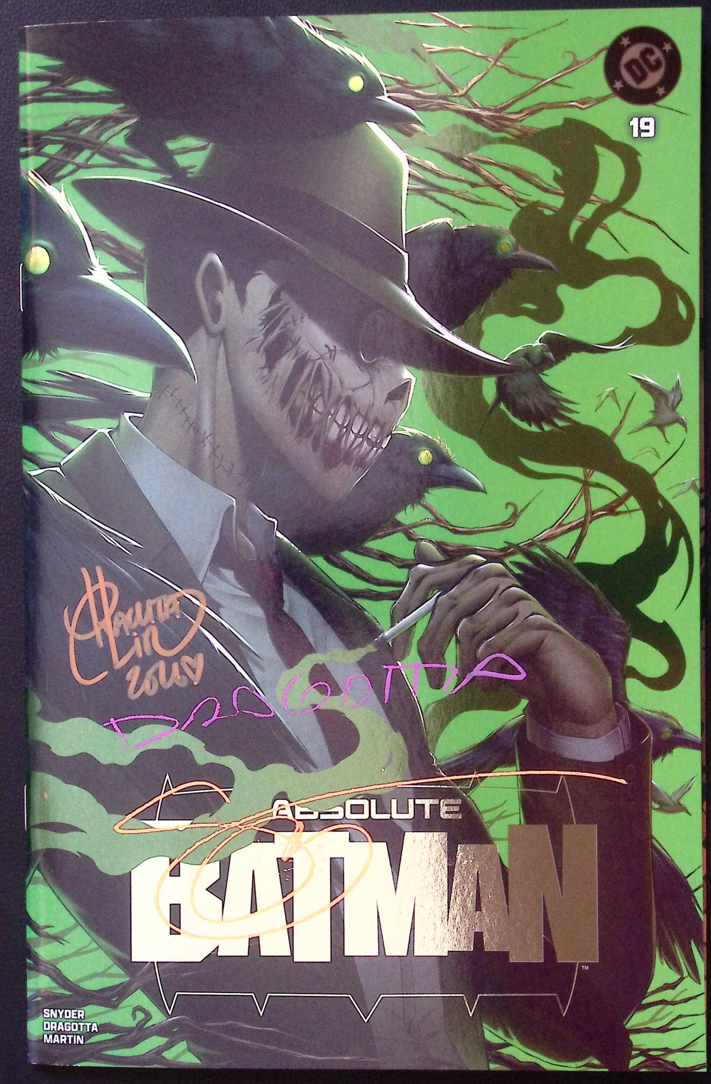 Absolute Batman #19 Rachta Lin Scarecrow spot foil triple-signed front cover